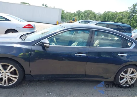 2016 Nissan Altima 3.5 Sl/3.5 Sr z USA, uszkodzony, nr VIN 1N4BL3AP3GC121102